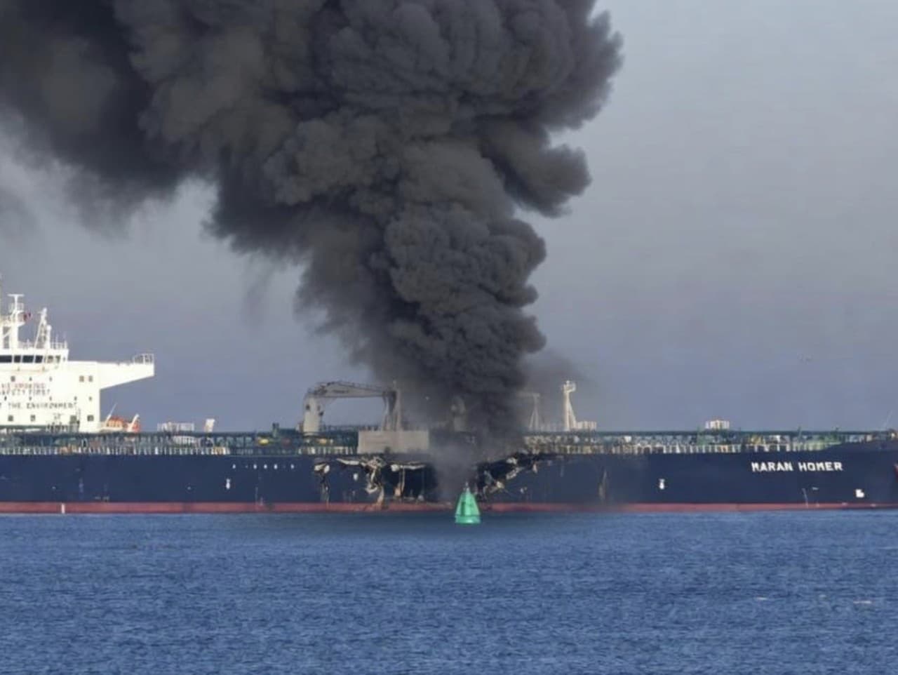 Grécky tanker zasiahnutý pri Novorossijsku: Posádka je v poriadku