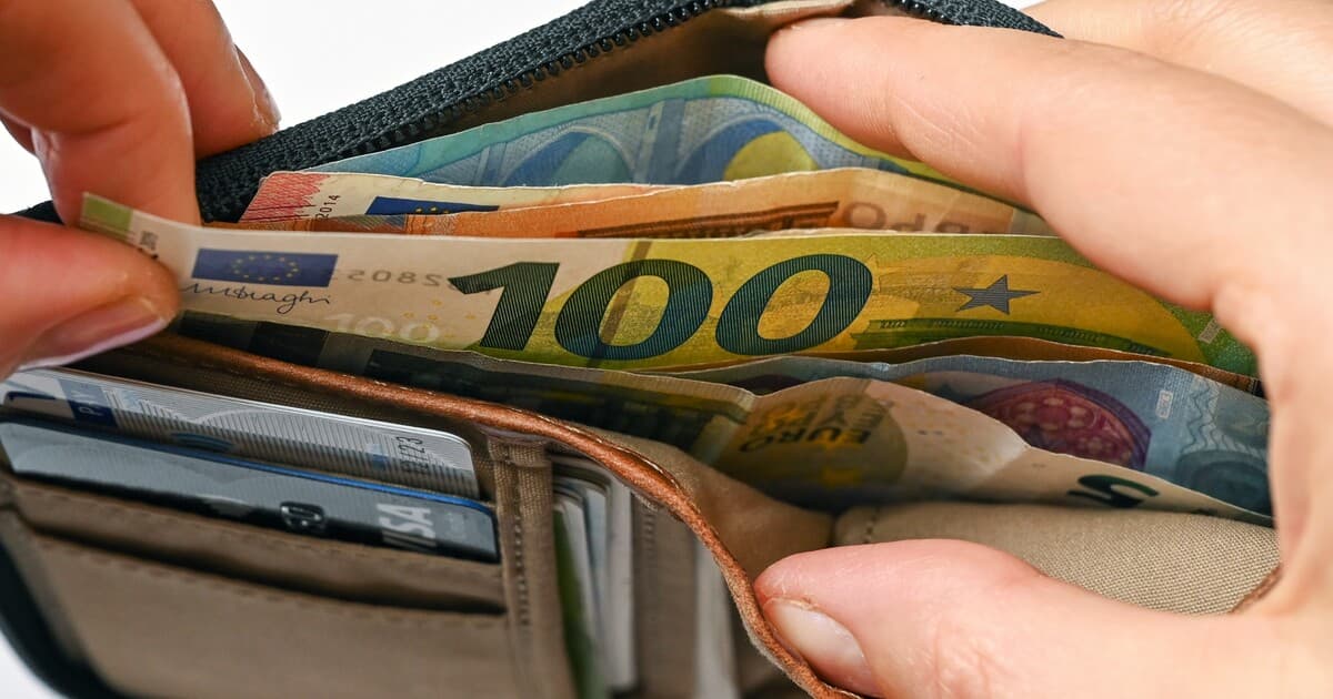 Sociálna poisťovňa zvyšuje dávky: Slováci si prilepšia od januára 2026