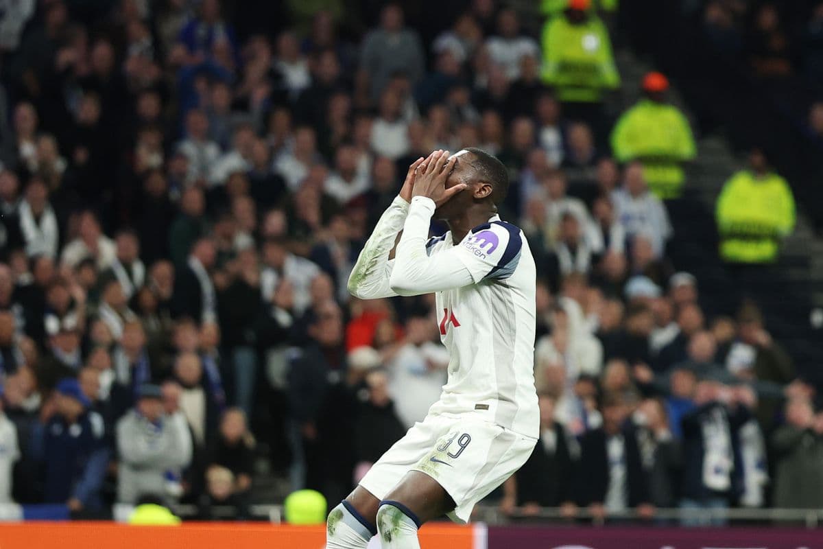 Francúzsko prišlo o Kolo Muaniho, nahradil ho Thauvin