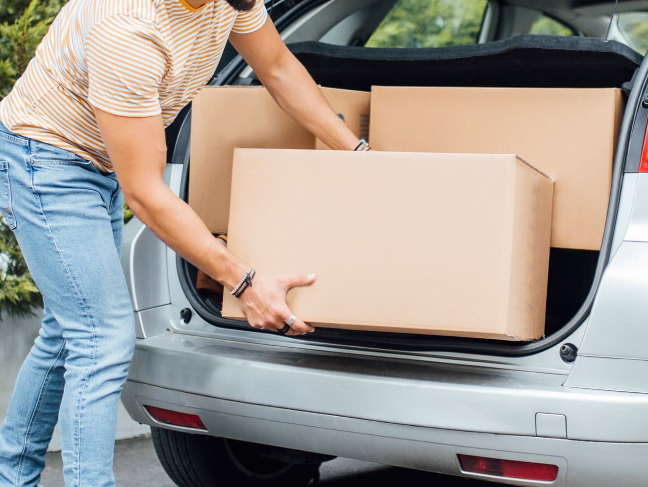 Zlodej v Ždiari: Využil nepozornosť majiteľov áut