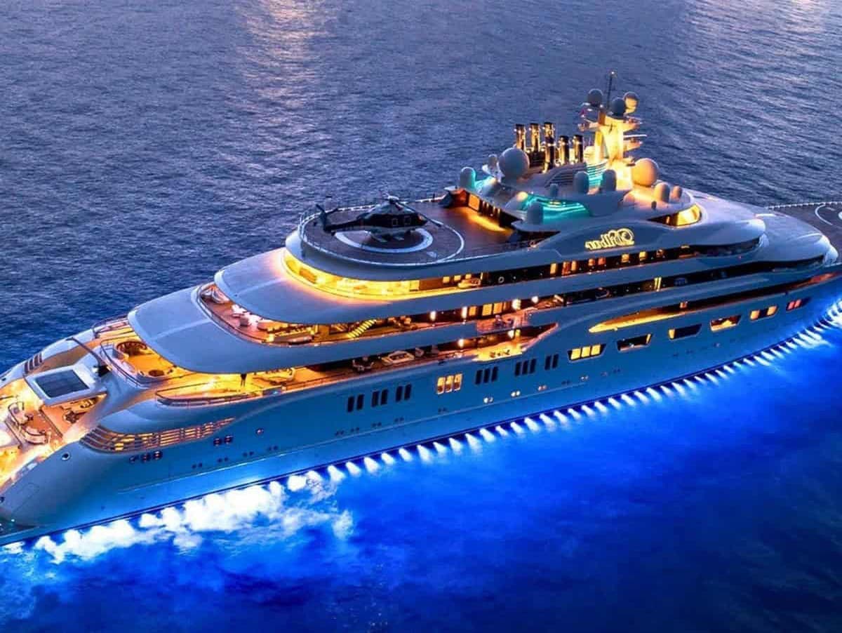 TOP 10 najväčších superjácht: Luxus, ktorý prekonáva všetky hranice