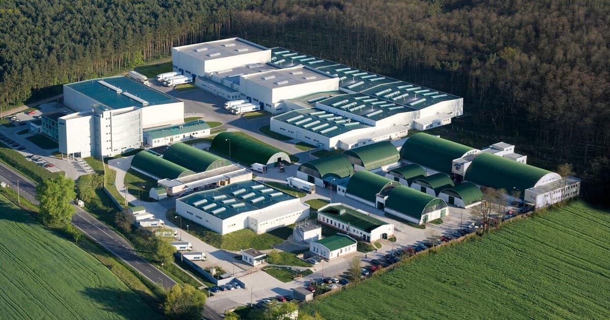 Senická firma OMS Lighting na pokraji krachu, žiada o reštrukturalizáciu