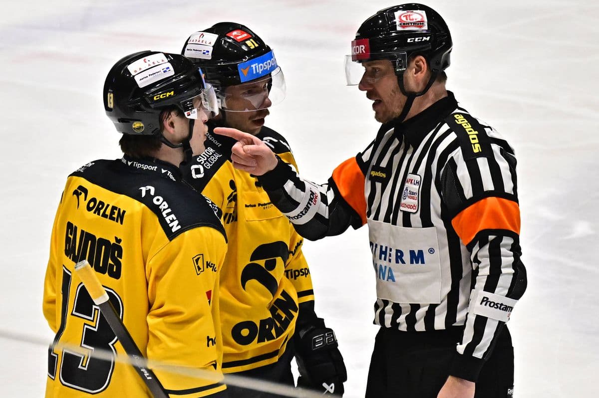 Český rozhodca Daniel Pražák čelí sankciám za incident so Slovakom