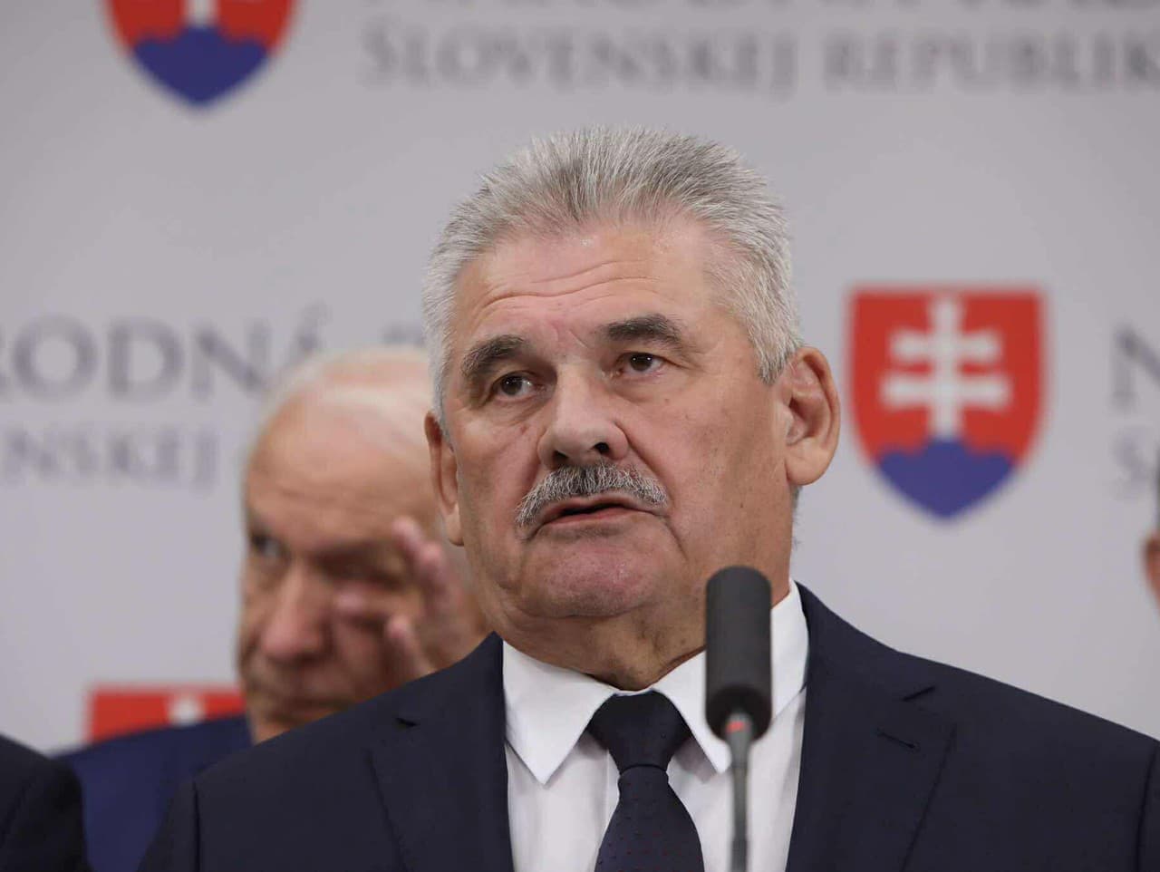 Smer-SD podmieni podporu zmenou šéfa výboru pre európske záležitosti