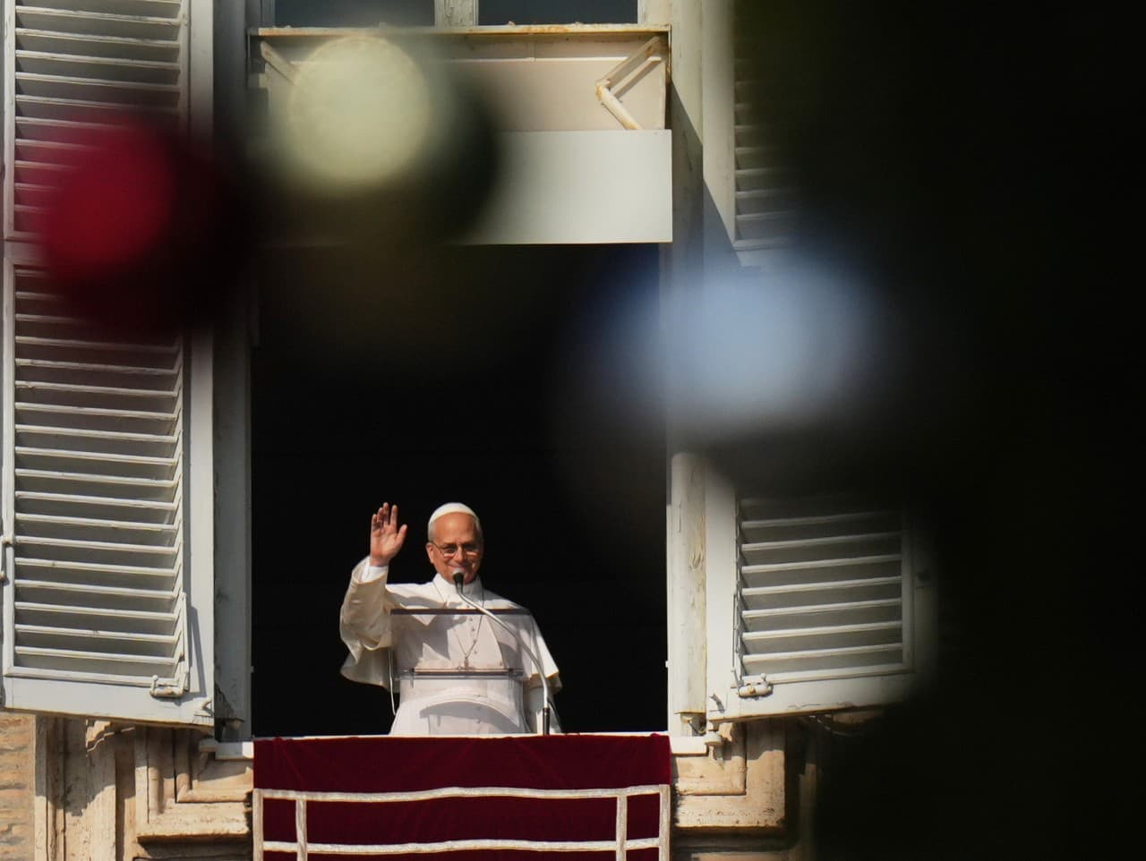 Pápež vyzval na ukončenie antisemitského násilia po streľbe v Sydney