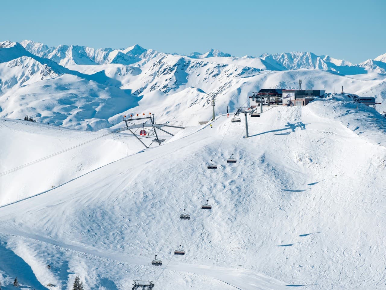 Top 10 lyžiarskych stredísk v Rakúsku na túto zimu