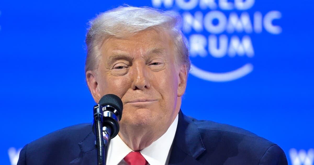 Trump oznámil dohodu o Grónsku a zrušenie plánovaných ciel