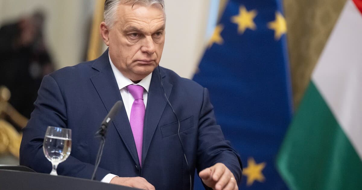 Orbán označil Ukrajinu za nepriateľa Maďarska pred voľbami