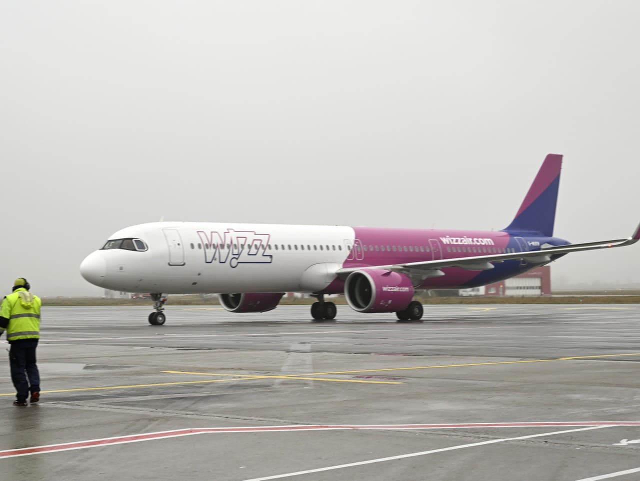 Wizz Air spustil letecké spojenie Bratislava - Košice
