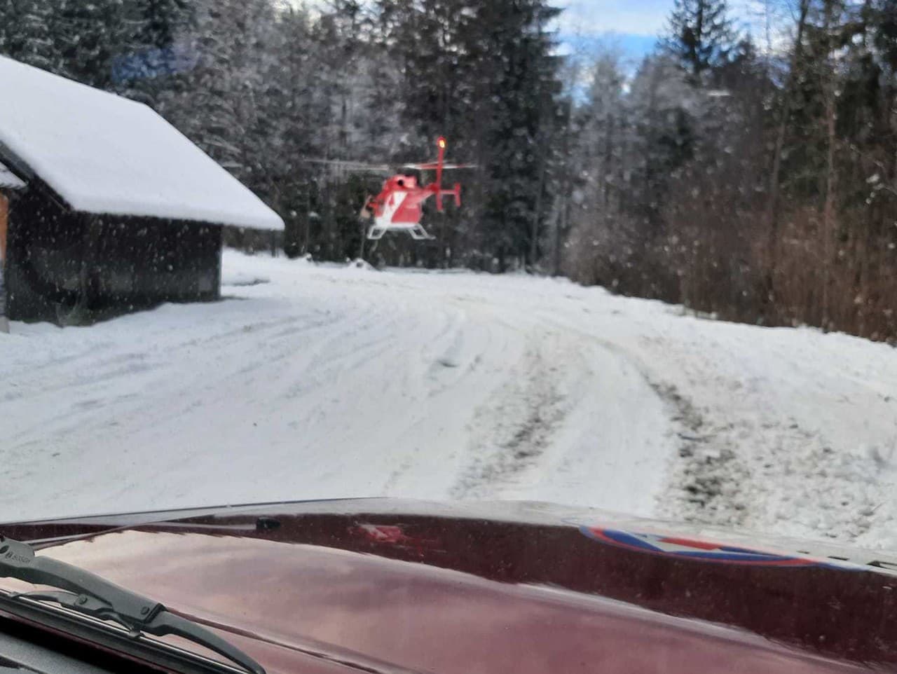 Ťažké zranenie muža na uzavretej zjazdovke v Nízkych Tatrách