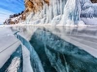 Tragédia na Bajkale: Turistický autobus sa prepadol, sedem obetí
