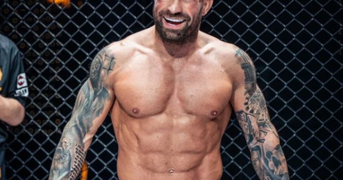 Karlos Vémola prepustený z väzby, stíhaný na slobode