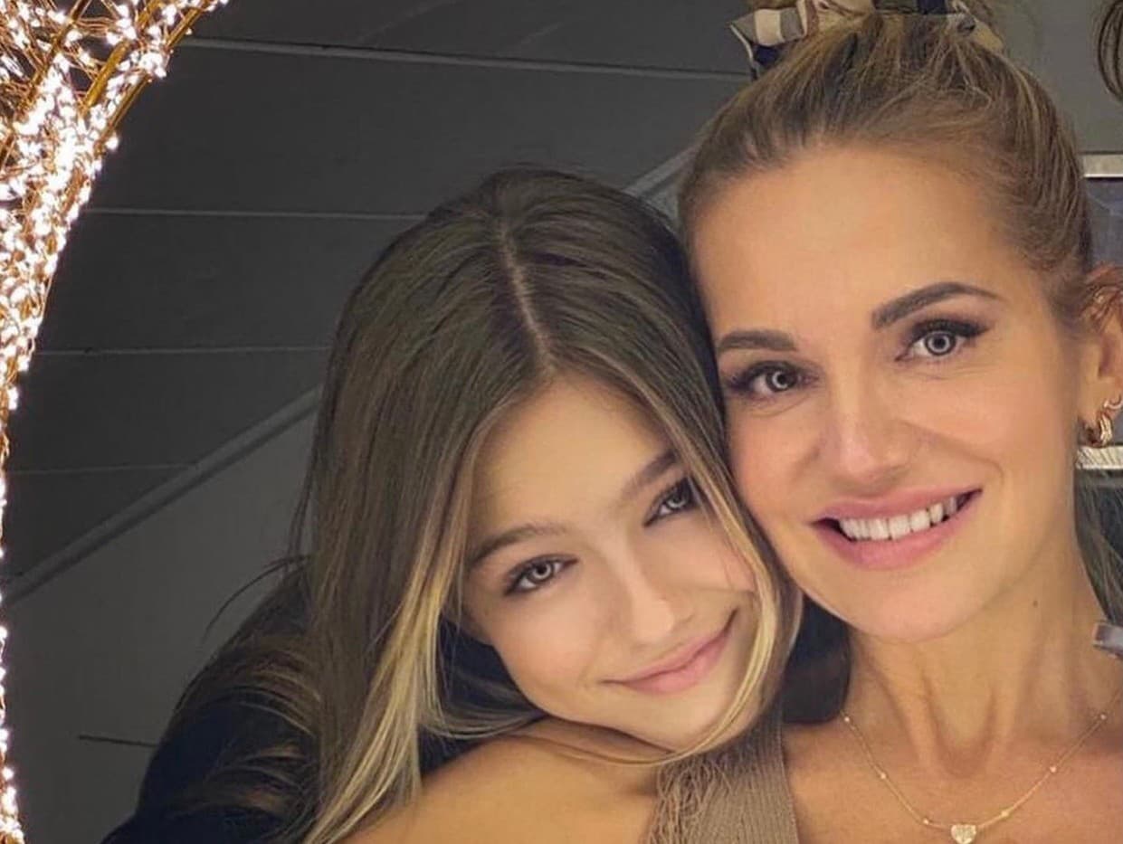 Dara Rolins sa po kritike presunula do Talianska