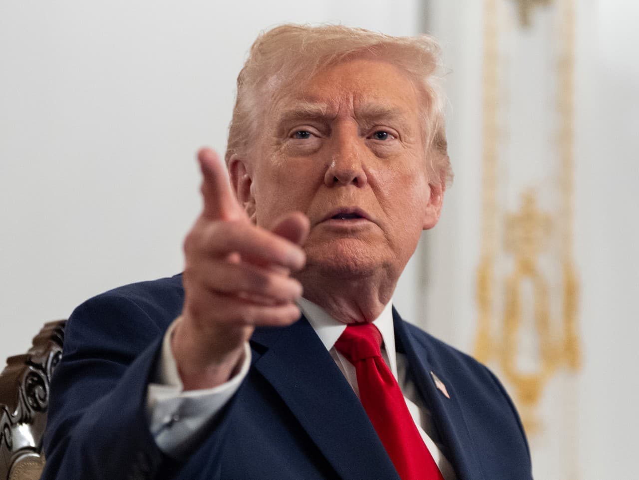 Demokrati vyzývajú na obmedzenie imigračných agentov, hrozí shutdown