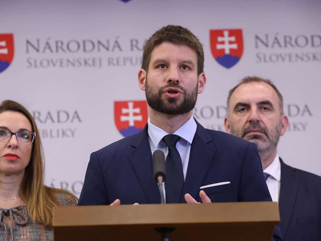 Prieskum: Progresívne Slovensko vedie vo voľbách v novembri 2025