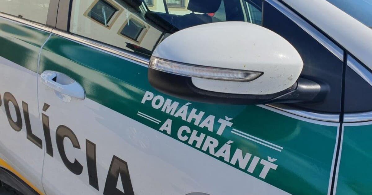 Bratislava: Mŕtvi muž a žena so strelnými poraneniami v byte