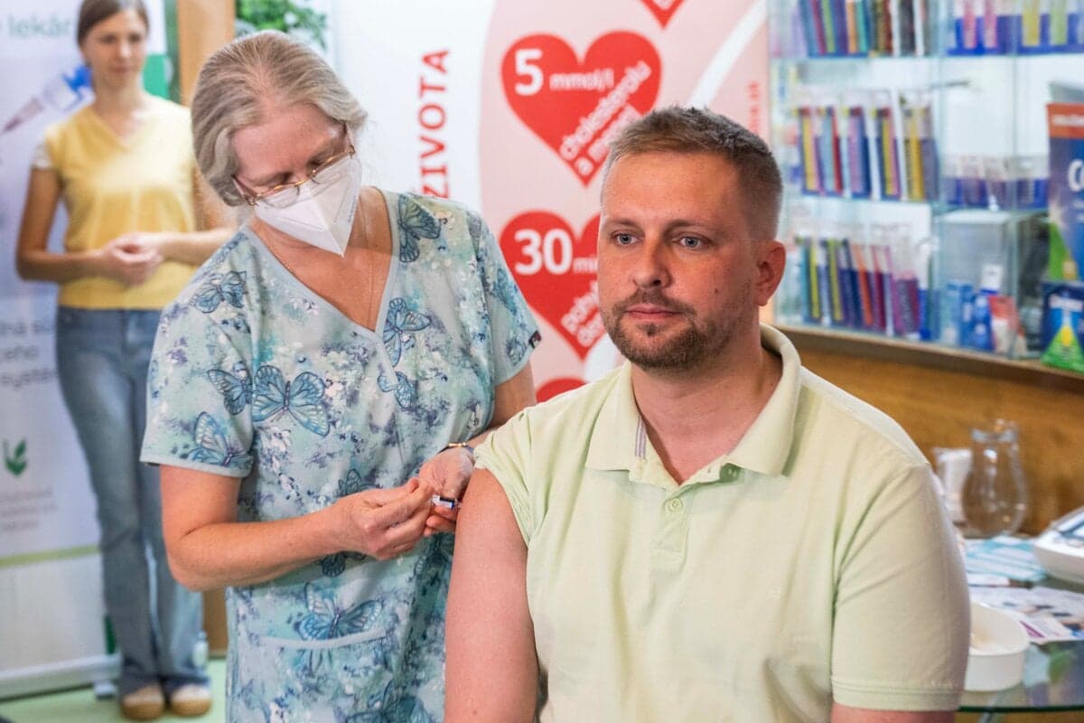 Očkovanie v lekárňach: Príprava farmaceutov na novú úlohu začína