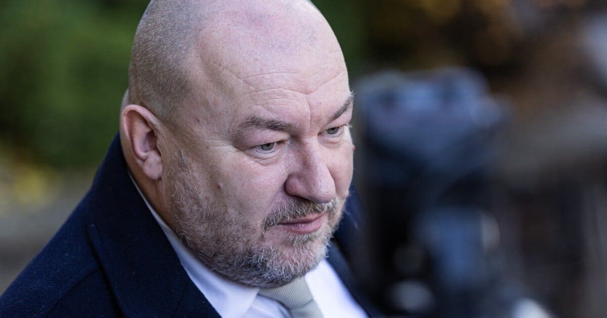 Huliakov tajomný podporovateľ v parlamente: Kto je piaty poslanec?