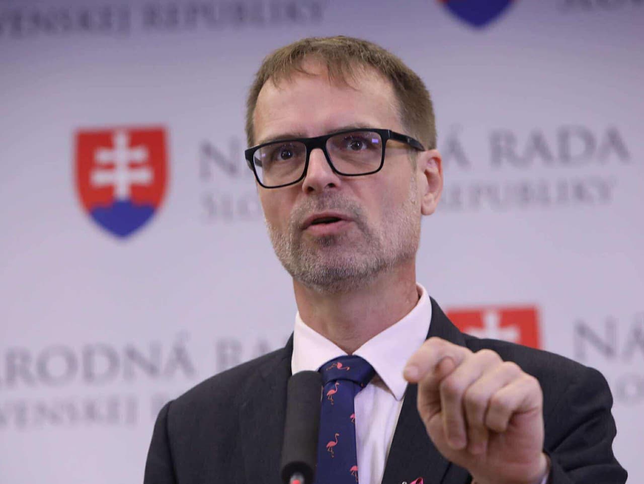 Český posudok usvedčil Kotlára: Obvinenia zo zavádzania faktov