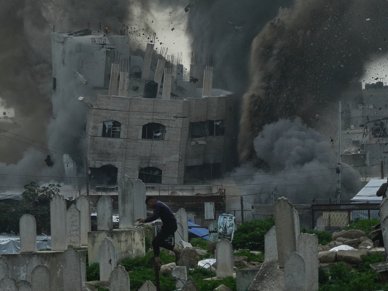 Izrael varuje obyvateľov Gazy pred plánovaným útokom