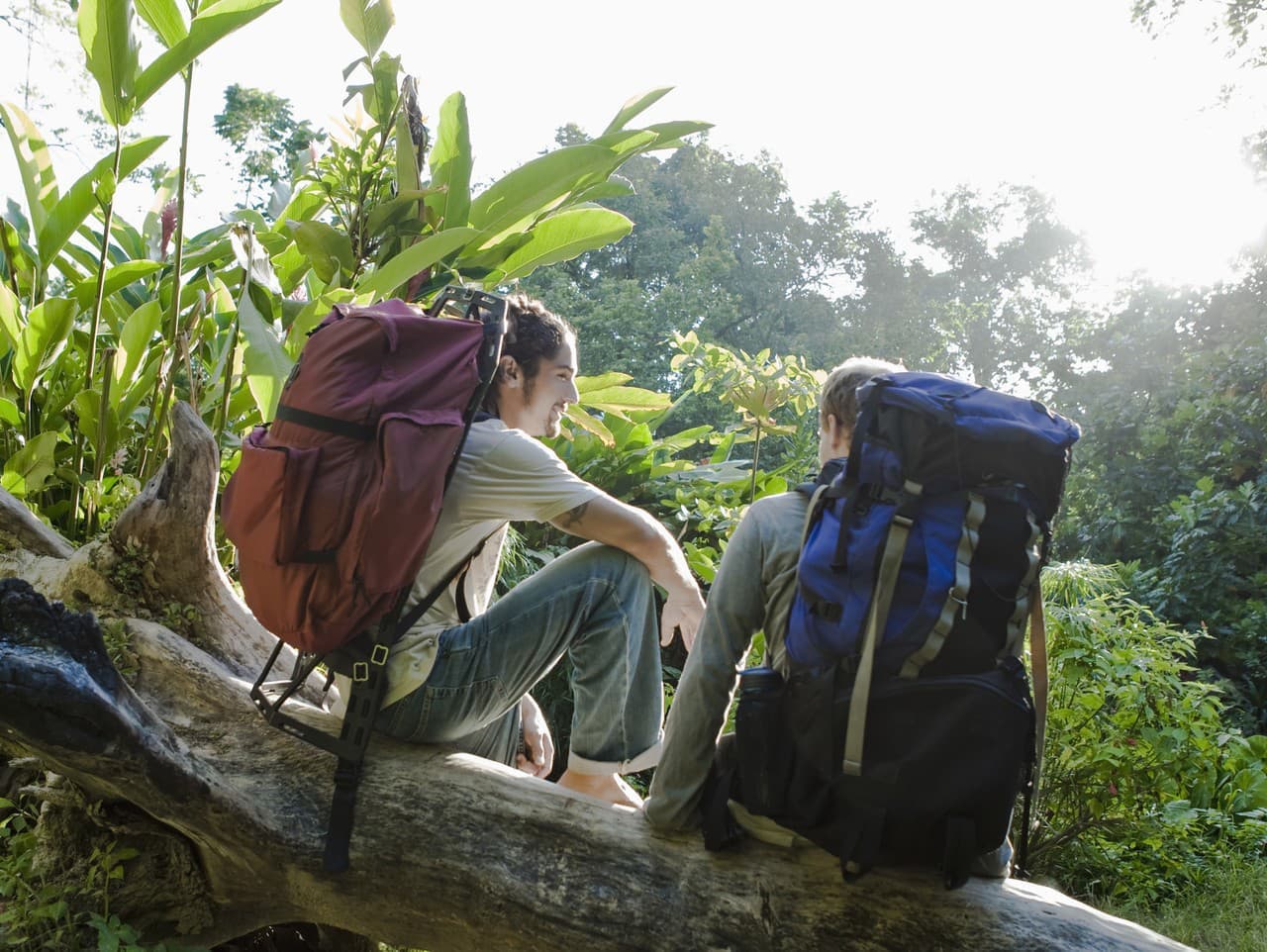 Francúzska dvojica prešla pešo z Annecy do Šanghaja za 1,5 roka
