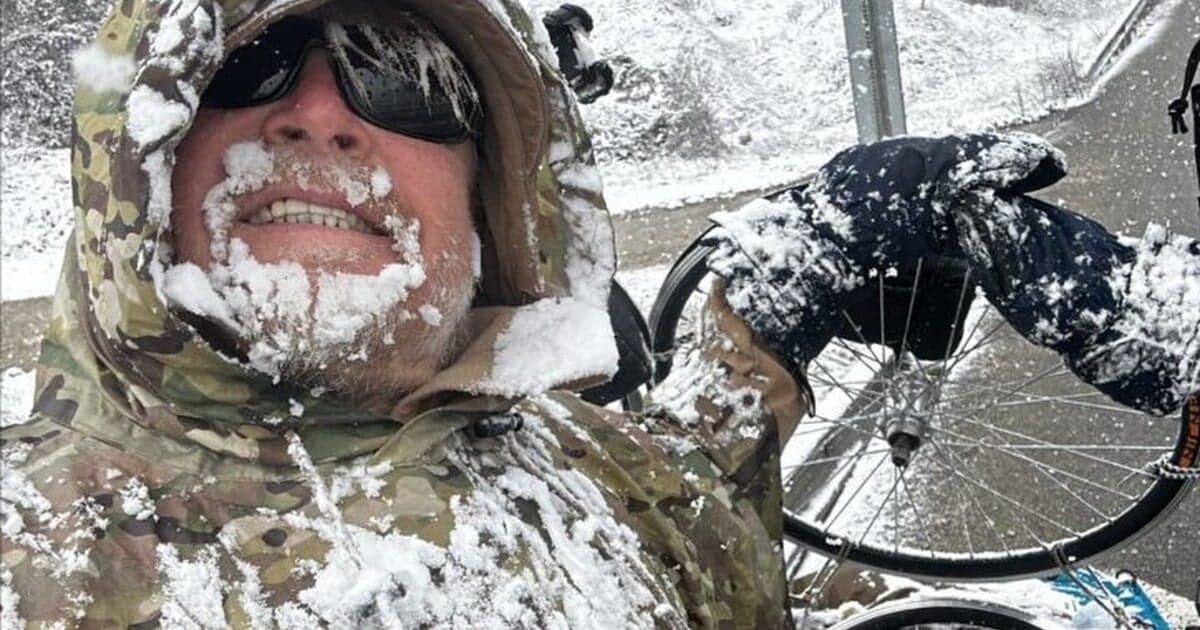 Karl Bushby: Muž, ktorý obchádza svet pešo, teraz na Slovensku