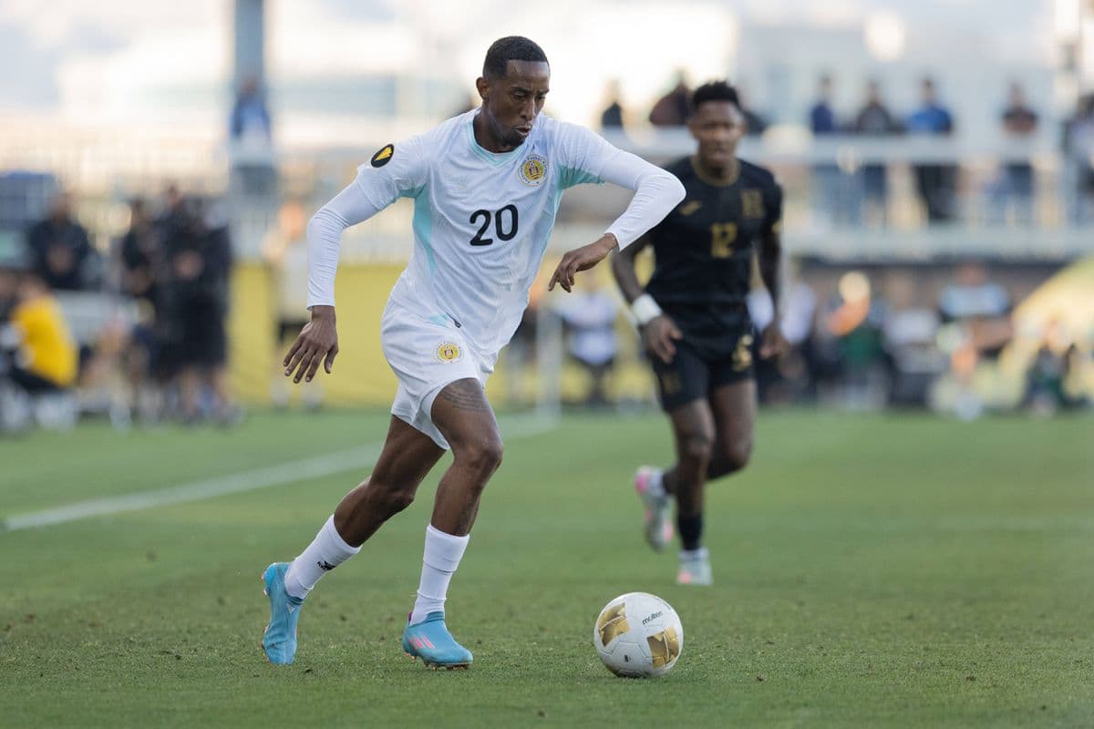 Curacao pred historickým postupom na MS bez trénera Advocaat