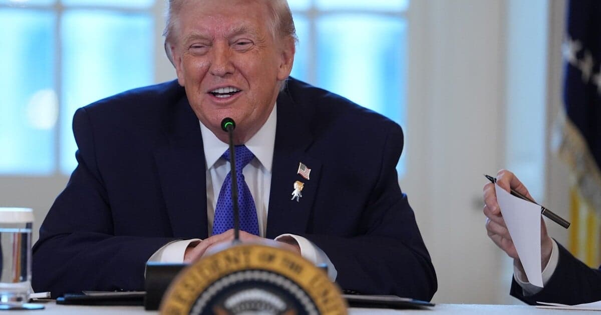 USA zvažujú vojenský zásah proti Iránu: Trump hovorí o pripravenosti konať