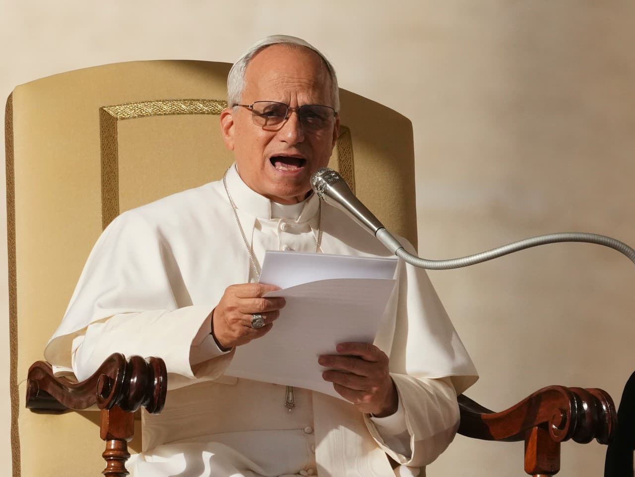 Pápež Lev XIV. vyzval na zastavenie násilia na Blízkom východe