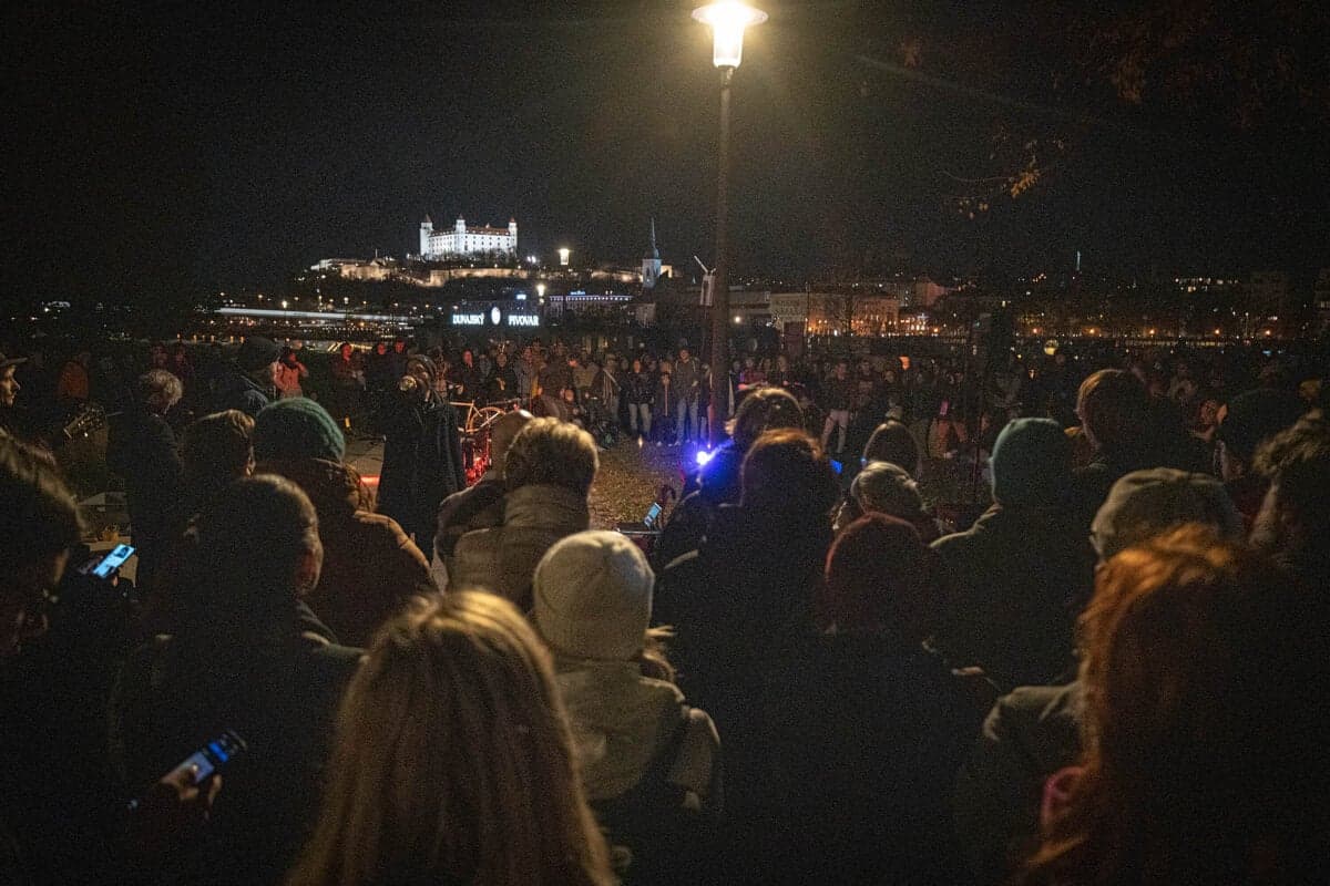 Dvadsať rokov od vraždy Daniela Tupého: Pamätná akcia v Bratislave