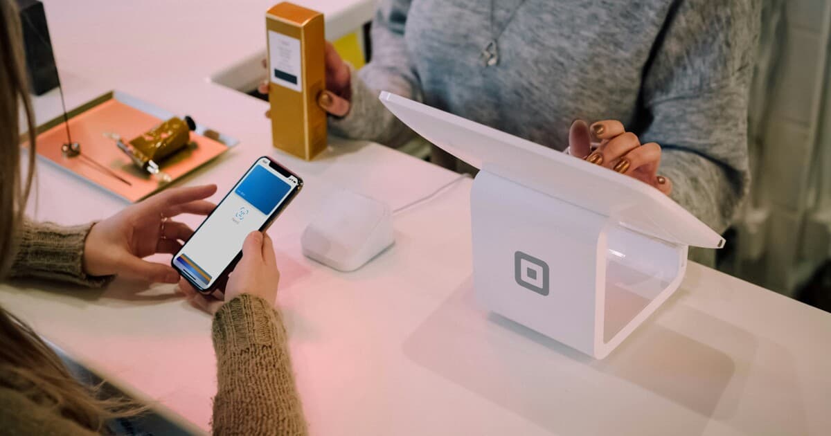 Slovensko zavádza bezhotovostné platby už od 1 eura