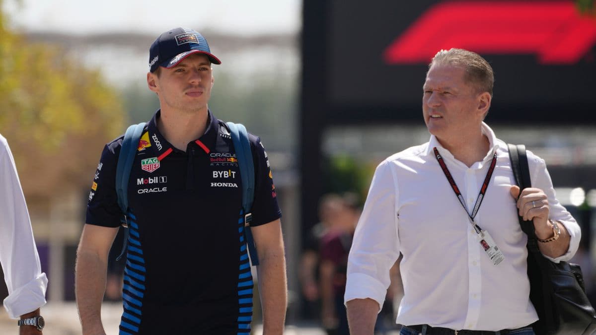 Max Verstappen bez podpory otca v boji o titul