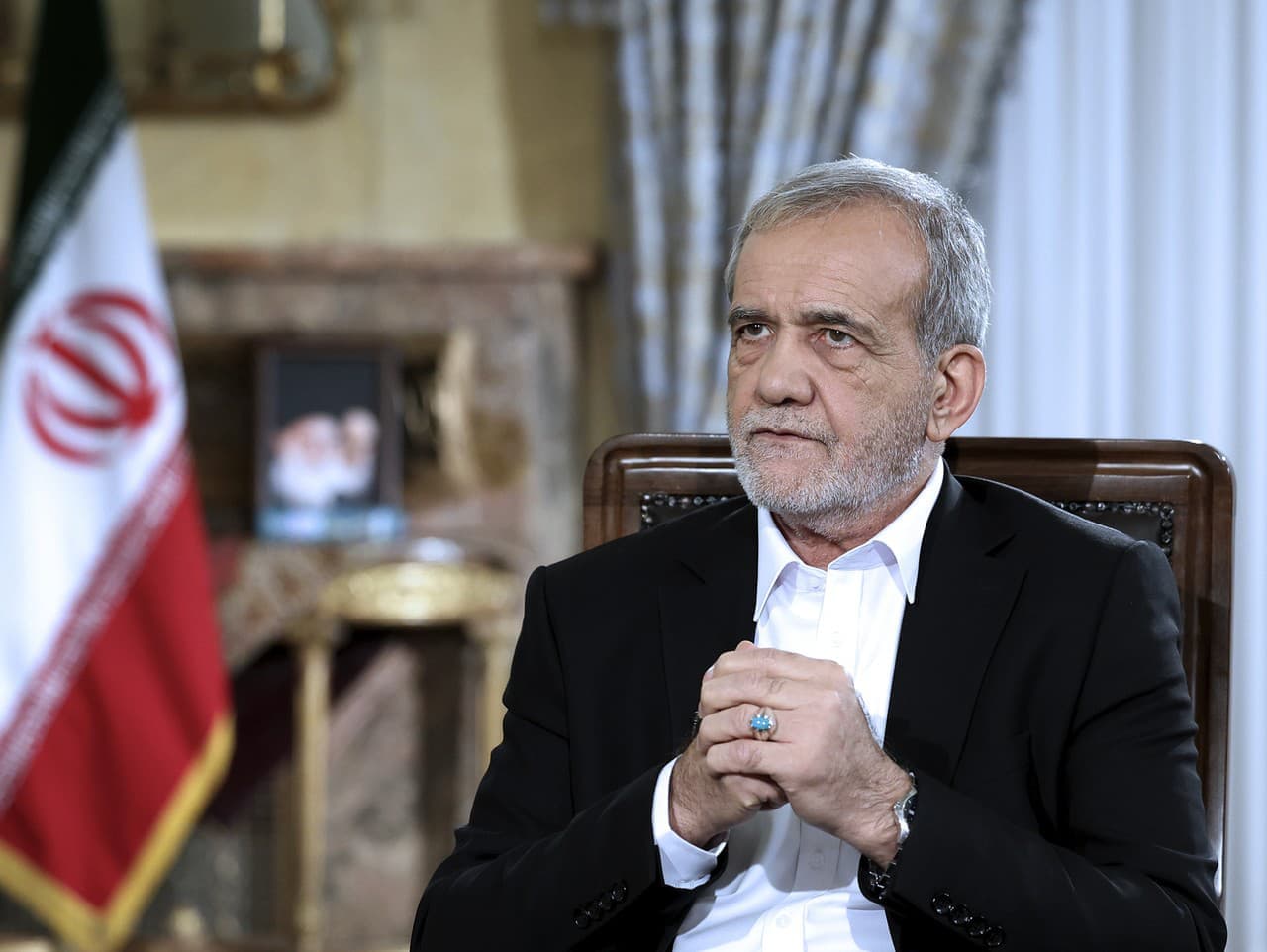 Protesty maloobchodníkov v Iráne: Prezident vyzval na dialóg