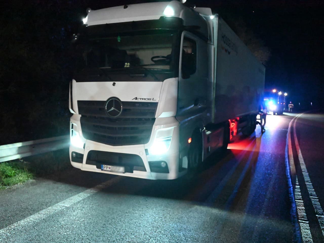 Polícia hľadá svedkov nehody na ceste I/18 za Hubovou