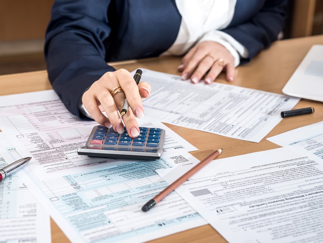 Študenti môžu získať späť dane: Dobrovoľné daňové priznanie sa oplatí