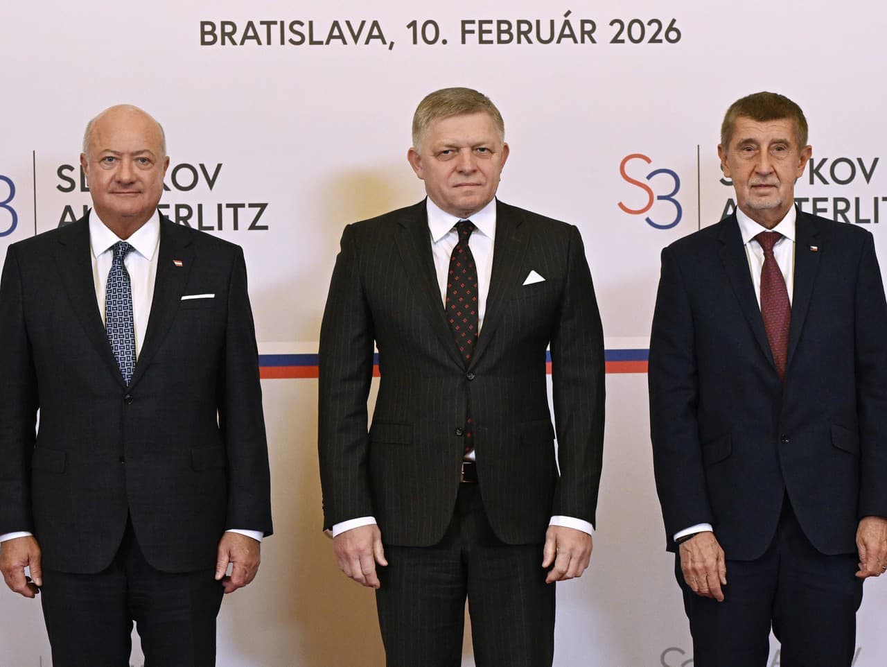 Premiéri Slavkovského formátu sa zhodli na riešení cien elektriny