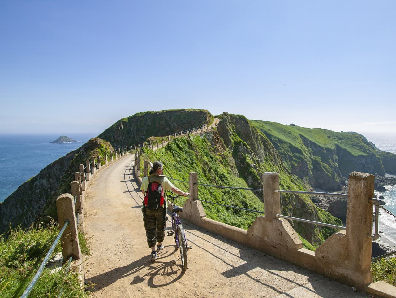 Ostrov Sark: Klenot Lamanšského prielivu bez áut