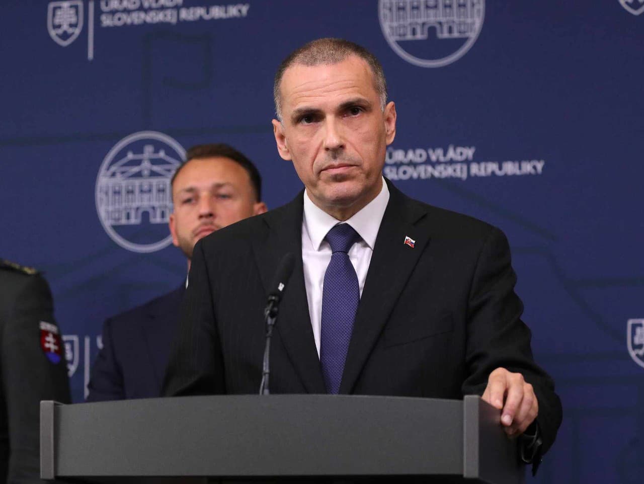 Kritika návrhu zákona o ochrane obetí rastie: Žilinka sa pridal k opozícii