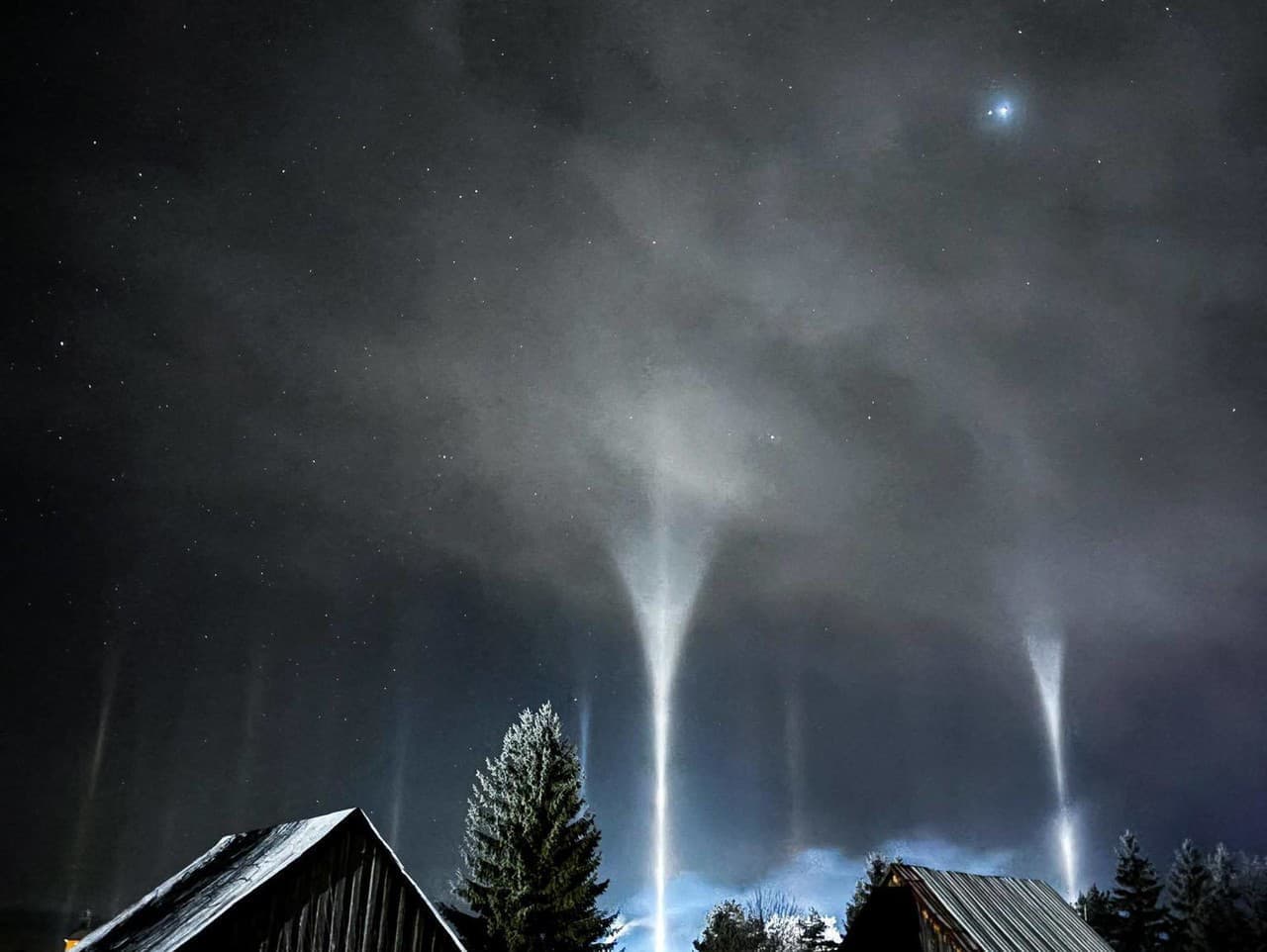 Pod Tatrami sa objavil fascinujúci svetelný úkaz