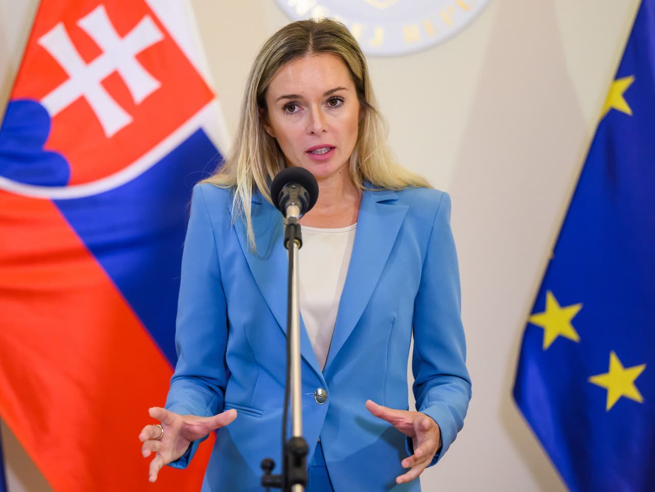 Zástupcovia neziskoviek žiadajú odstúpenie Simony Zacharovej