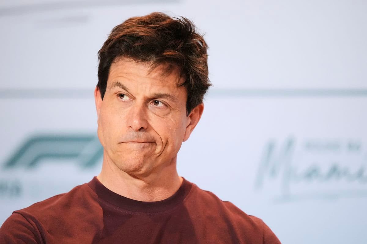 Toto Wolff predal podiel v Mercedes F1 americkému miliardárovi