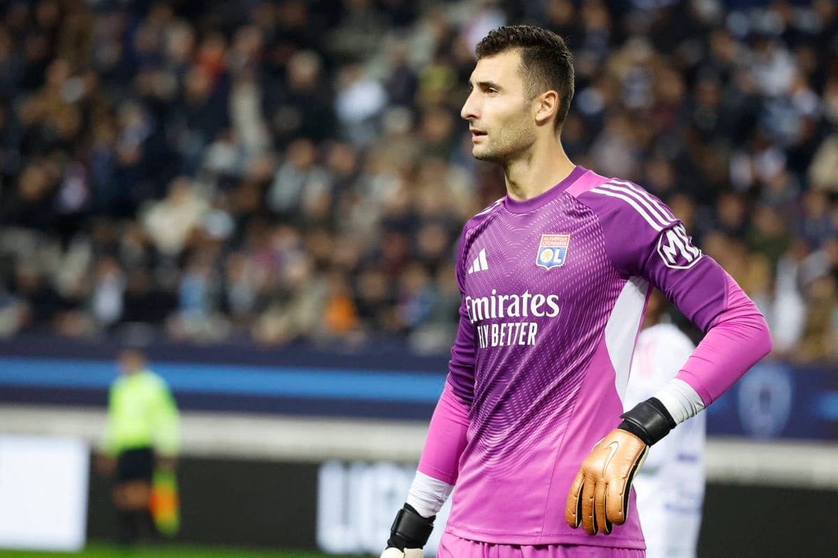 Lyon prežil ťažký duel, remizoval s Brestom 0:0