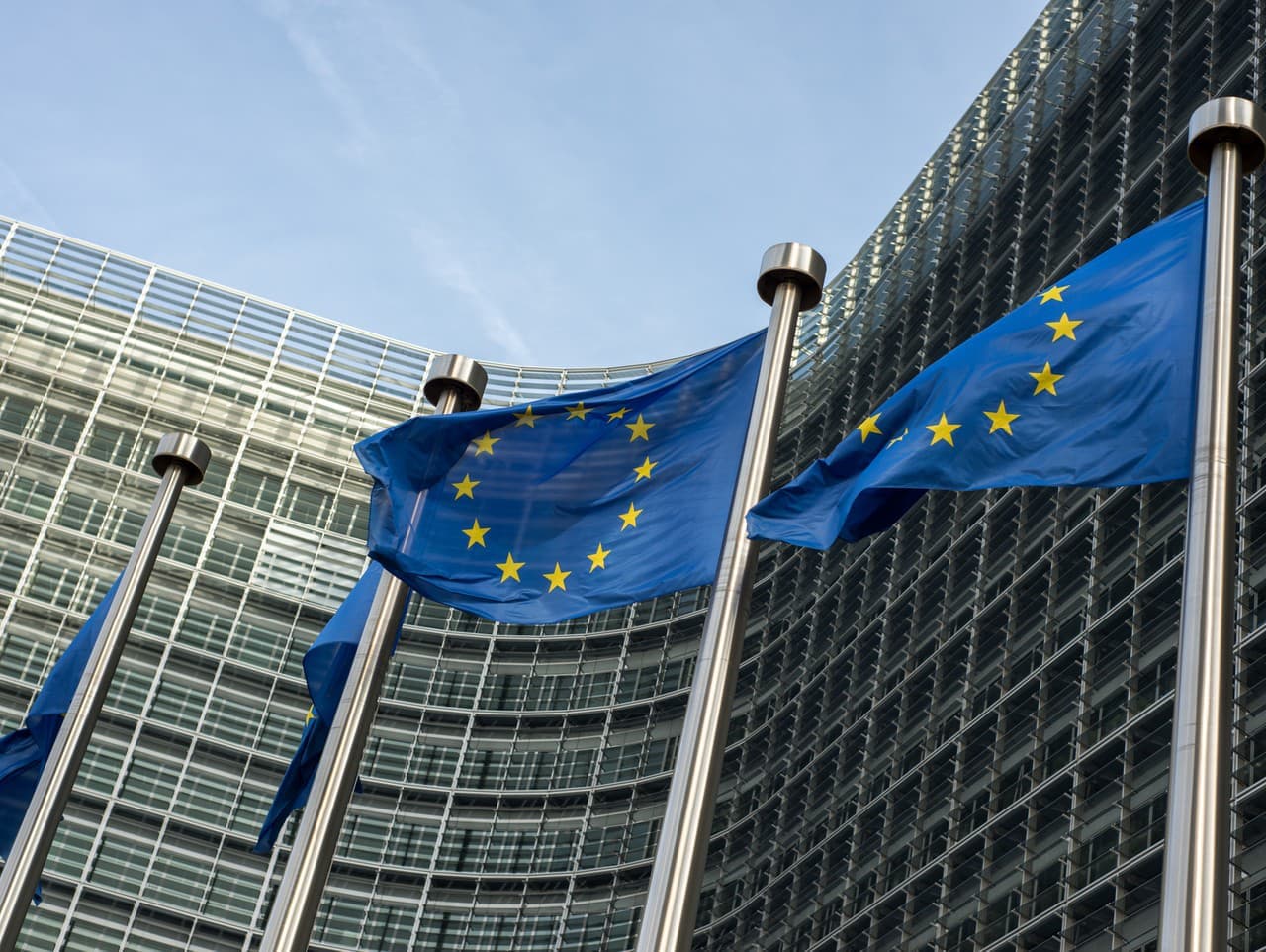 EÚ sa chystá na odvetu voči USA kvôli Trumpovým clám