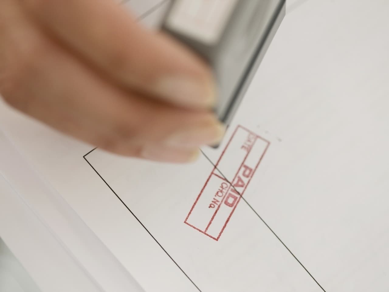 Ministerstvo varuje pred podvodnými poplatkami po zápise firmy