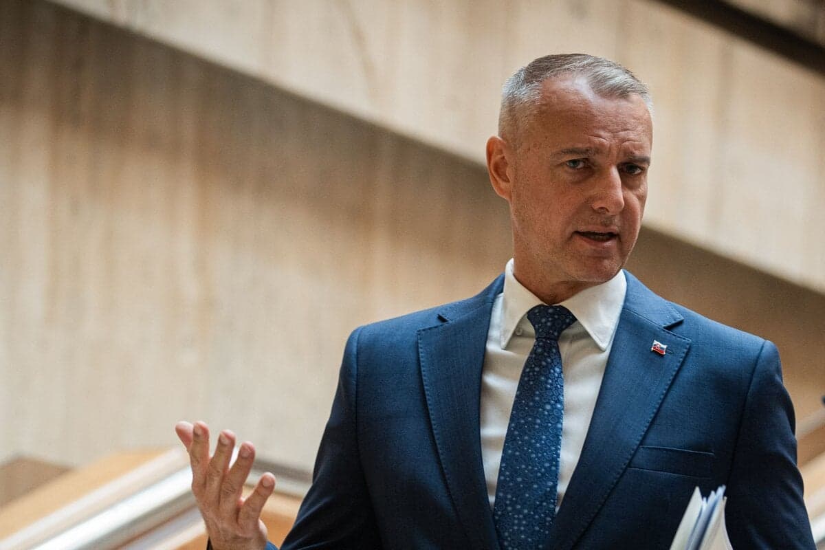 Raši rokoval o predĺžení volebného obdobia samospráv