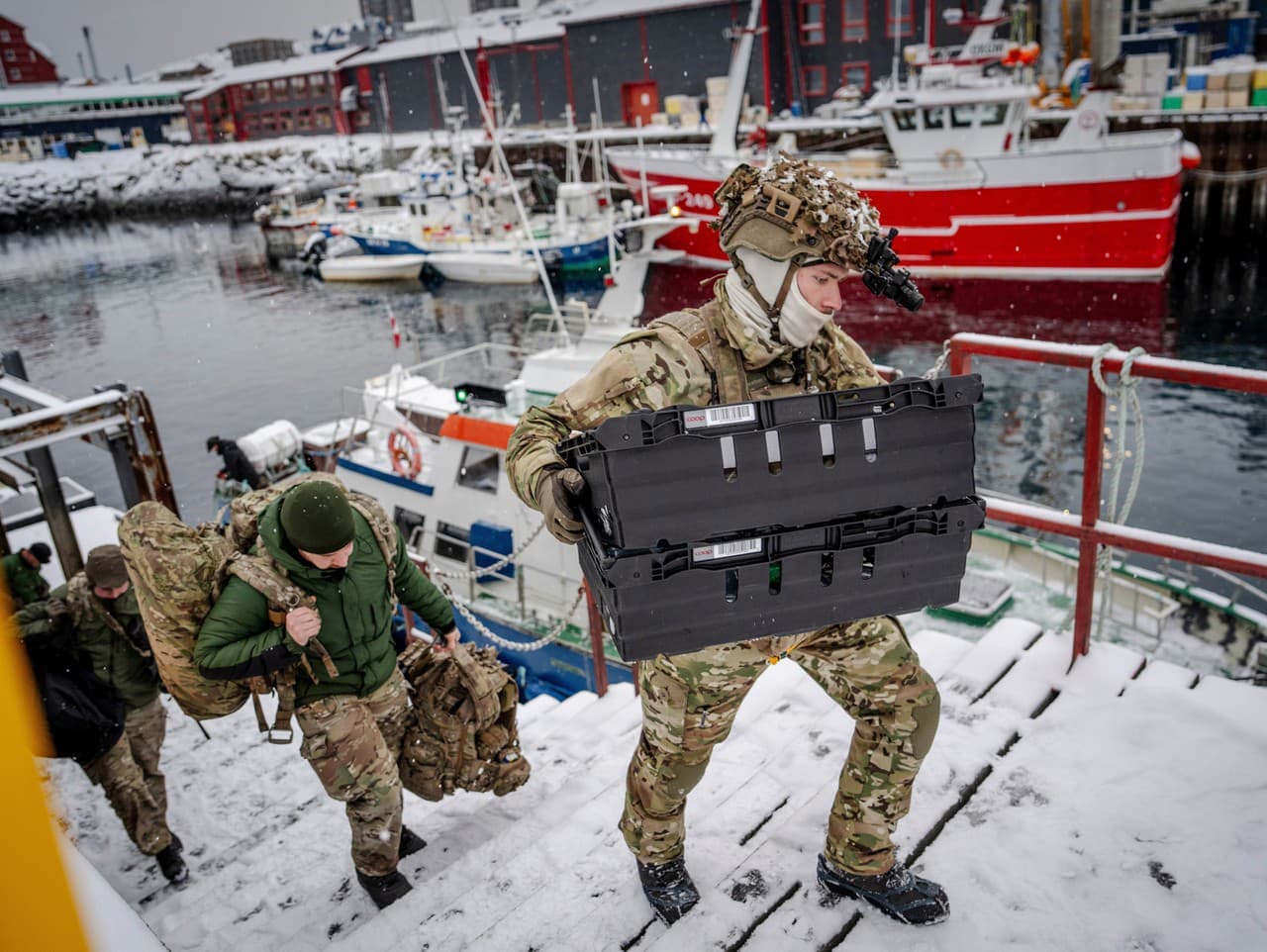 Obyvatelia Grónska zvažujú útek pred možným konfliktom
