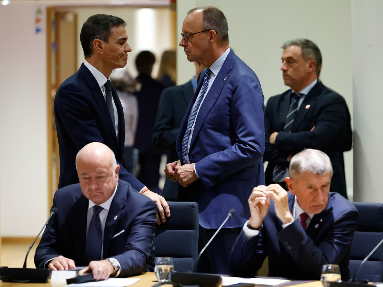 EÚ reaguje na Trumpovo úsilie o Grónsko: Mimoriadny summit v Bruseli