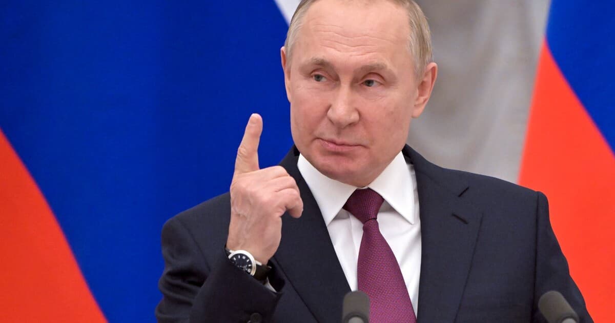 Ruský komik odsúdený na takmer šesť rokov za kritiku vojny