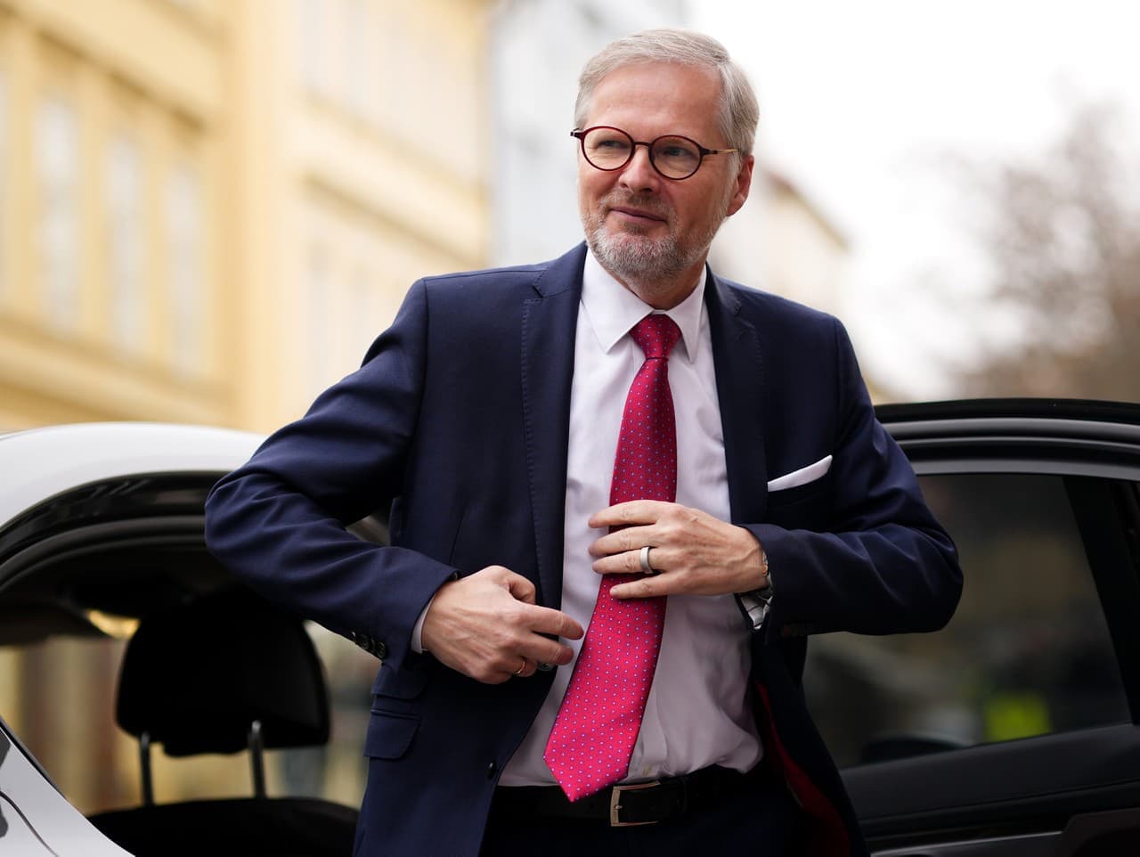 Fiala označil zastavenie dodávok energie na Ukrajinu za zločinné