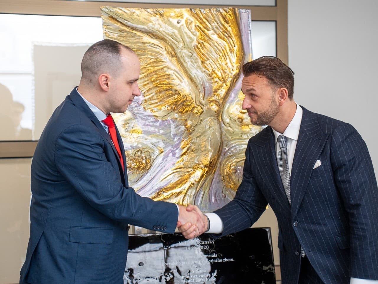 Minister Šutaj Eštok uctil Lučanského, no spravil zásadnú chybu